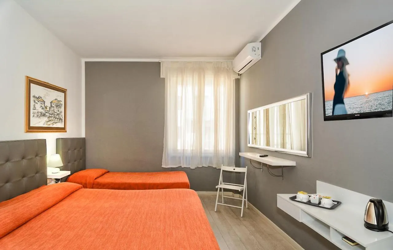 ***  City Hotel Viareggio Italia